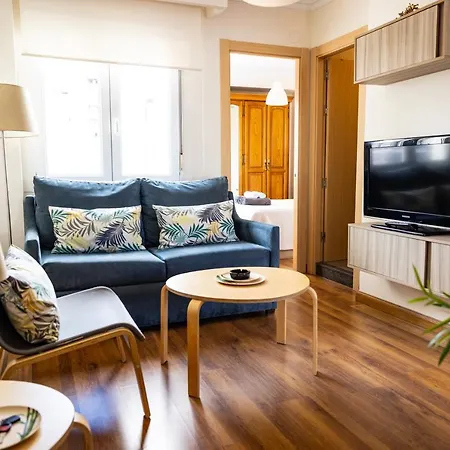 Playa San Lorenzo A 100 M De Playa Apartment *